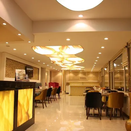 Otel Mandalin 3*