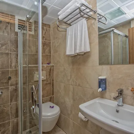 Otel Mandalin